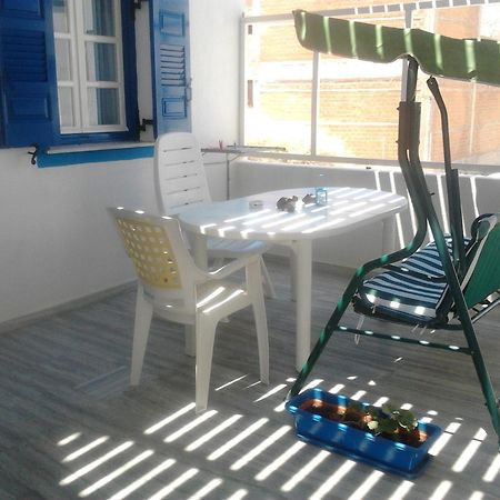Villa Kostas Perissa  Exteriör bild
