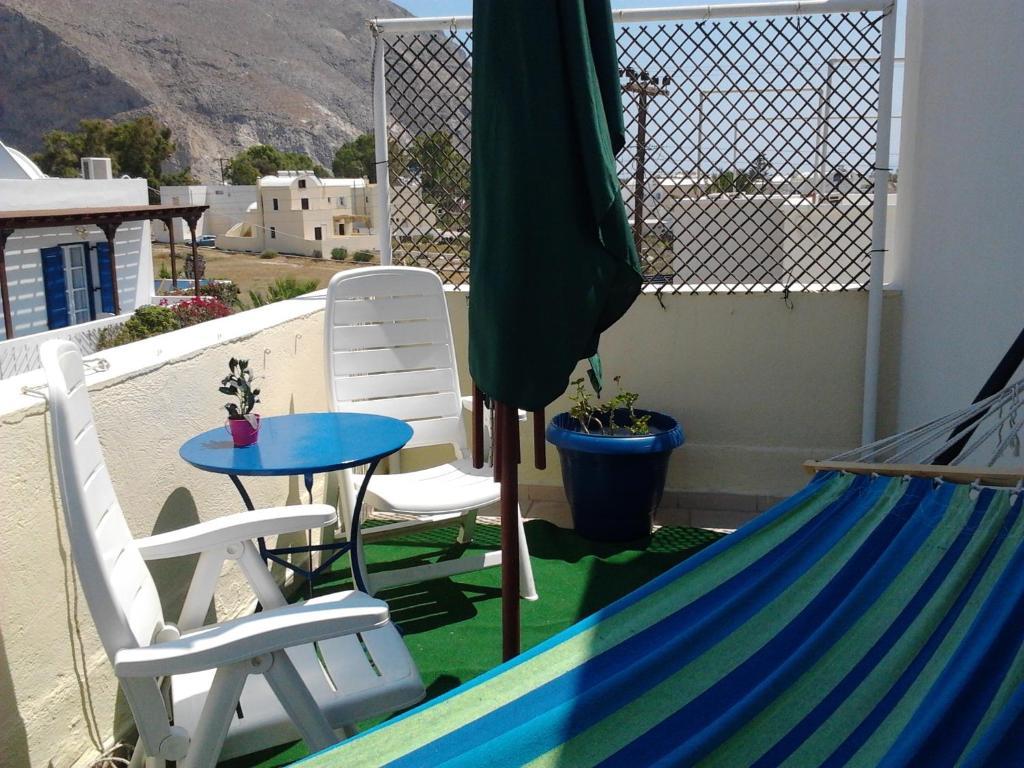 Villa Kostas Perissa  Exteriör bild